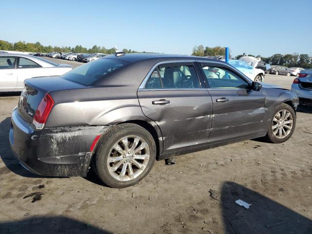 Photo 3 from auction – 2016 CHRYSLER 300 LIMITE with VIN 2C3CCARG7GH136341