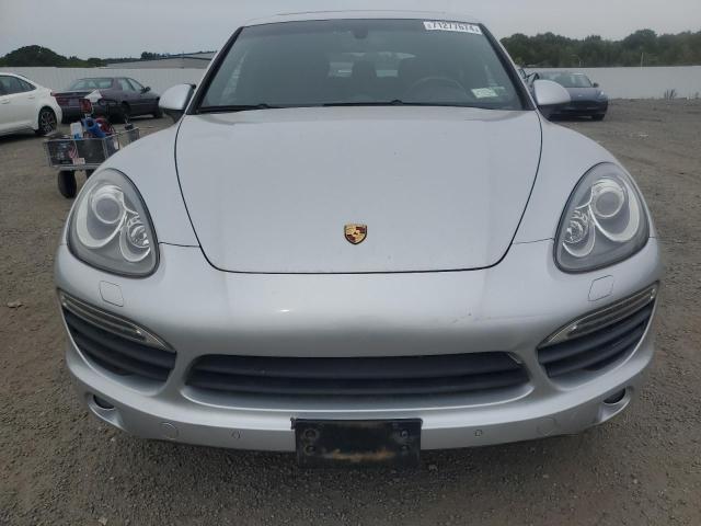 Photo 5 from auction – 2012 PORSCHE CAYENNE S with VIN WP1AE2A28CLA93630