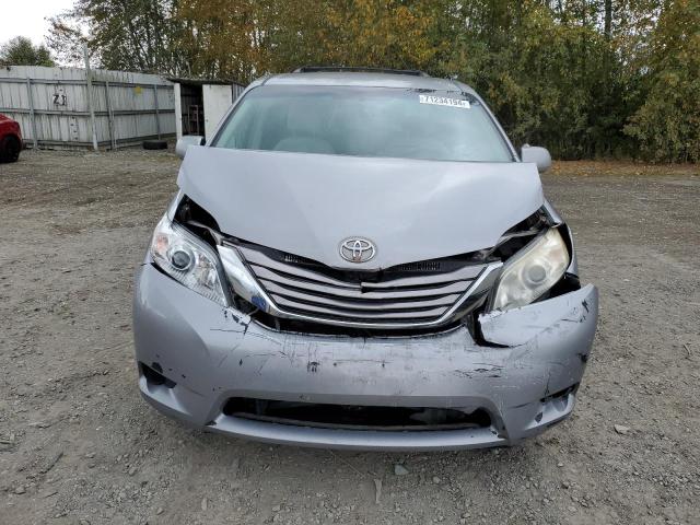 Photo 5 from auction – 2011 TOYOTA SIENNA LE with VIN 5TDKK3DC4BS011981
