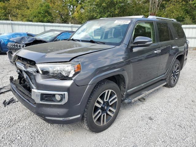 TOYOTA 4RUNNER SR 2017 with VIN JTEBU5JR7H5420291 - Photo from auction