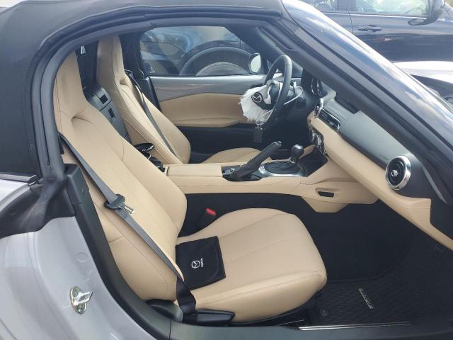 Photo 10 from auction – 2024 MAZDA MX-5 MIATA with VIN JM1NDAD76R0603281