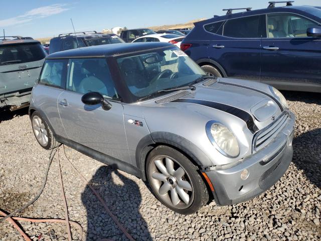Photo 4 from auction – 2005 MINI COOPER S with VIN WMWRE33585TL14354