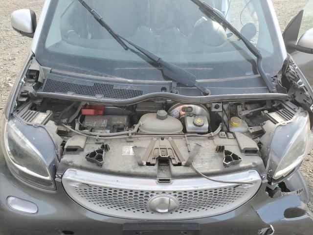 Photo 11 from auction – 2016 SMART FORTWO with VIN WMEFJ5DA1GK064460
