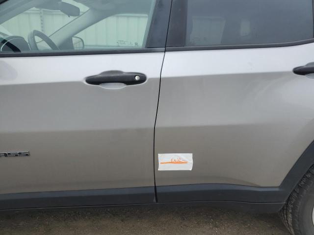 Фото 13 с аукциона – 2018 JEEP COMPASS SP с VIN 3C4NJDAB4JT191176