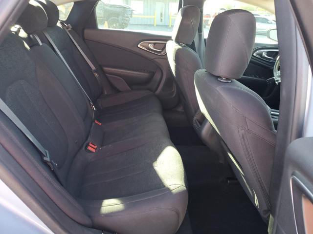 Photo 10 from auction – 2015 CHRYSLER 200 LIMITE with VIN 1C3CCCAB3FN654187
