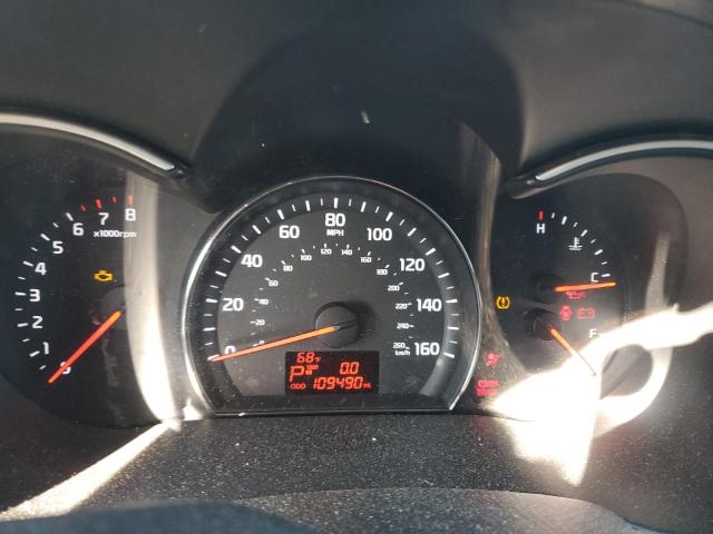 Photo 9 from auction – 2015 KIA SORENTO LX with VIN 5XYKTCA60FG633640