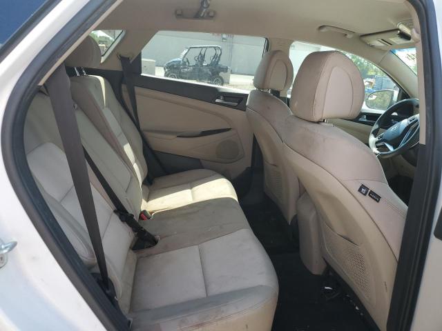 Photo 11 from auction – 2017 HYUNDAI TUCSON SE with VIN KM8J23A42HU414575