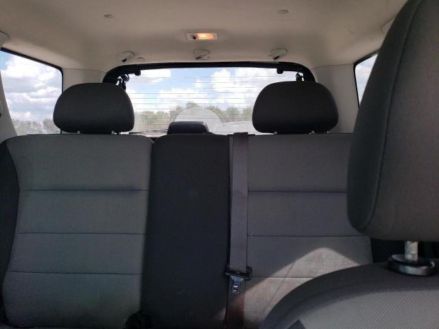 Photo 10 from auction – 2005 FORD ESCAPE XLS with VIN 1FMYU02Z95KD99680