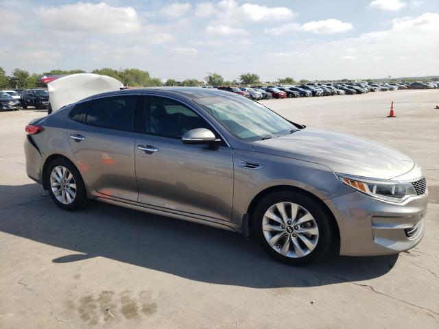 Photo 4 from auction – 2017 KIA OPTIMA EX with VIN 5XXGU4L39HG148965