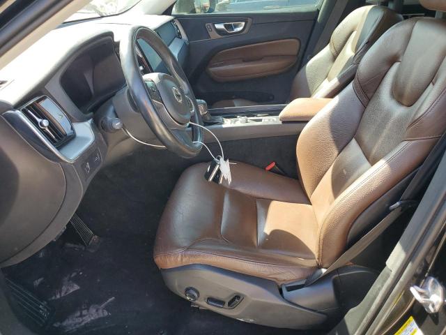 Photo 7 from auction – 2018 VOLVO XC60 T5 with VIN LYV102RK5JB101236