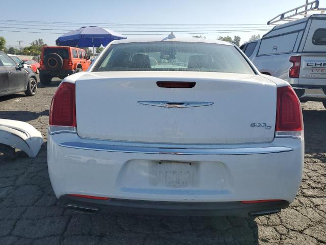 Photo 6 from auction – 2016 CHRYSLER 300C with VIN 2C3CCAEG6GH190252
