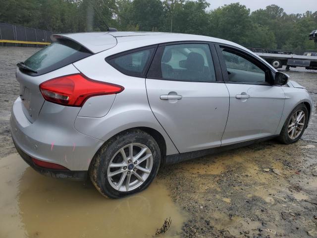 Foto 3 de la subasta – 2015 FORD FOCUS SE con VIN 1FADP3K23FL370420