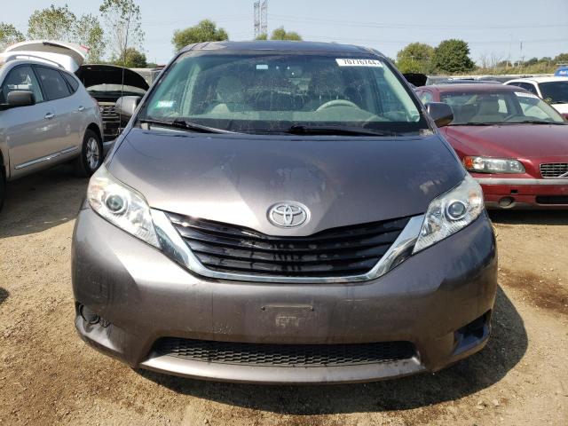 Photo 5 from auction – 2013 TOYOTA SIENNA LE with VIN 5TDKK3DC5DS317512