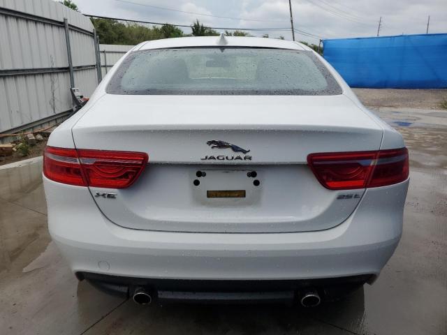 Photo 6 from auction – 2017 JAGUAR XE with VIN SAJAR4BG0HA950264