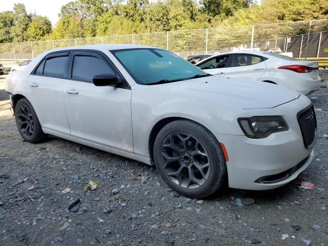 Photo 4 from auction – 2018 CHRYSLER 300 TOURIN with VIN 2C3CCAAG2JH320606