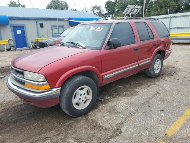 CHEVROLET BLAZER 2000 with VIN 1GNDT13W3Y2133969 - Photo from auction