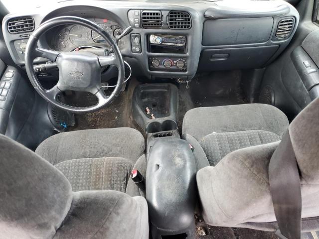 Photo 8 from auction – 2002 CHEVROLET BLAZER with VIN 1GNCS13W42K237408