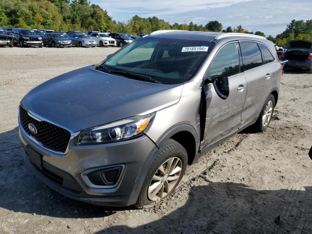 KIA SORENTO LX 2016 with VIN 5XYPGDA5XGG139925 - Photo from auction