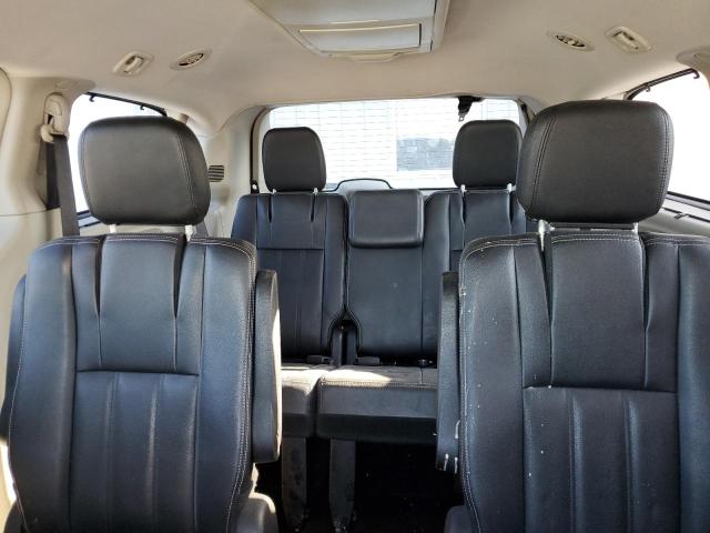 Photo 10 from auction – 2016 CHRYSLER TOWN & COU with VIN 2C4RC1CG4GR119196