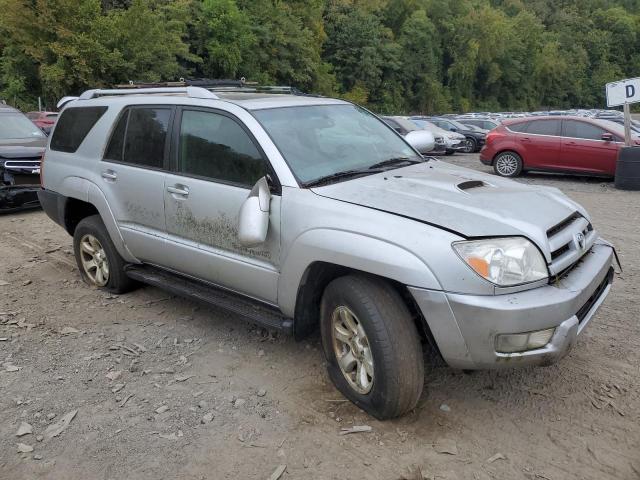 Photo 4 from auction – 2004 TOYOTA 4RUNNER SR with VIN JTEBT14RX40044426