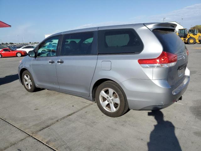 Photo 2 from auction – 2011 TOYOTA SIENNA with VIN 5TDZK3DC3BS139028