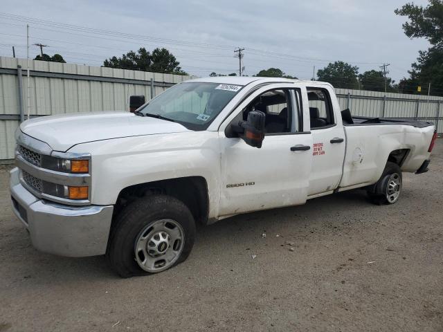 CHEVROLET SILVERADO 2019 with VIN 2GC2CREGXK1228587 - Photo from auction