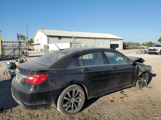 Photo 3 from auction – 2013 CHRYSLER 200 TOURIN with VIN 1C3CCBBB2DN676753