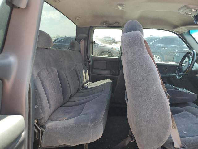 Photo 10 from auction – 2001 CHEVROLET SILVERADO with VIN 2GCEC19T311399511