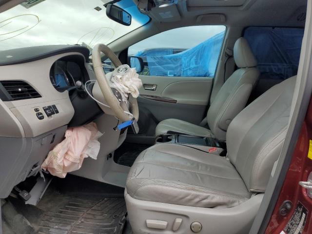 Photo 7 from auction – 2011 TOYOTA SIENNA XLE with VIN 5TDYK3DC2BS006305