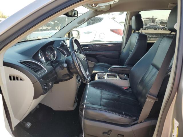 Photo 7 from auction – 2016 CHRYSLER TOWN & COU with VIN 2C4RC1BG0GR157333
