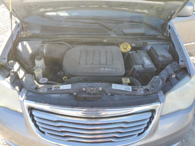 Photo 12 from auction – 2014 CHRYSLER TOWN & COU with VIN 2C4RC1BG9ER307064