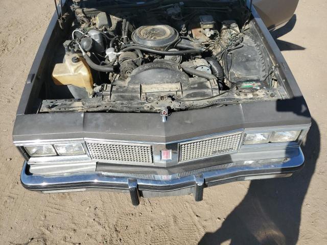Photo 11 from auction – 1983 OLDSMOBILE NINETY-EIG with VIN 1G3AW69Y3DM957932
