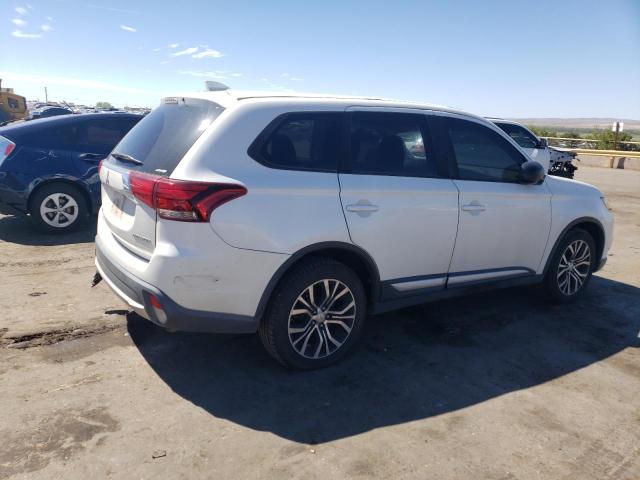 Photo 3 from auction – 2017 MITSUBISHI OUTLANDER with VIN JA4AZ2A32HZ017785