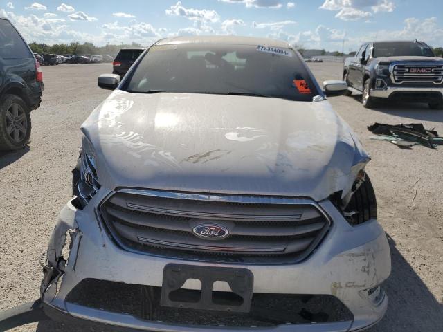 Photo 5 from auction – 2013 FORD TAURUS SEL with VIN 1FAHP2E85DG207589