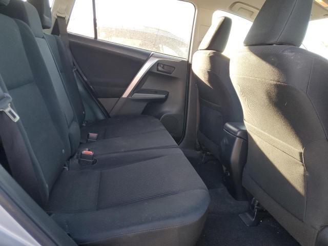 Photo 11 from auction – 2018 TOYOTA RAV4 LE with VIN JTMBFREV3JJ212399