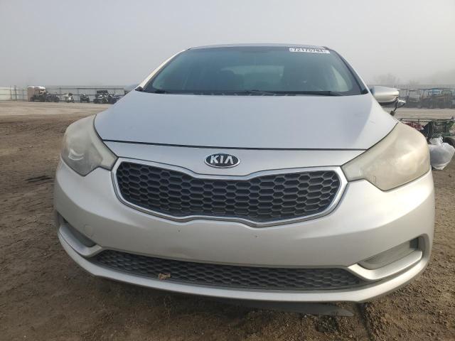 Photo 5 from auction – 2016 KIA FORTE LX with VIN KNAFK4A65G5506478