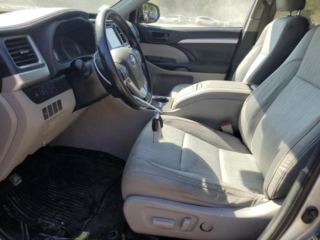Photo 7 from auction – 2018 TOYOTA HIGHLANDER with VIN 5TDBZRFH6JS840735