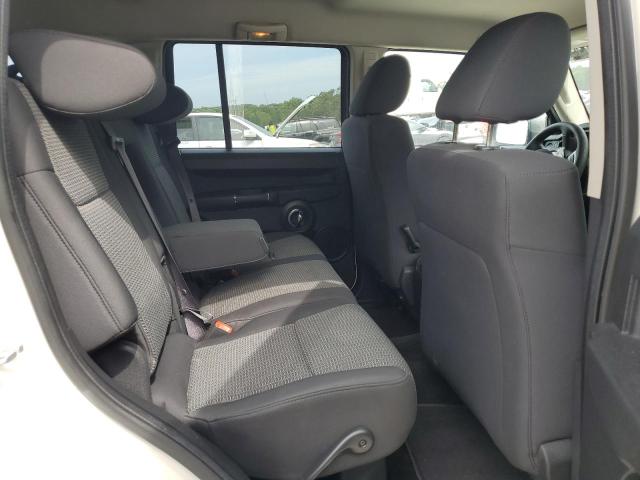 Photo 11 from auction – 2010 JEEP COMMANDER with VIN 1J4RH4GK0AC102701