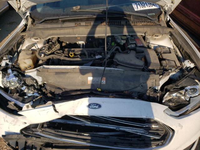 Photo 11 from auction – 2016 FORD FUSION S with VIN 3FA6P0G77GR378552