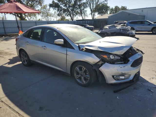 Foto 4 de la subasta – 2018 FORD FOCUS SE con VIN 1FADP3FE2JL279118