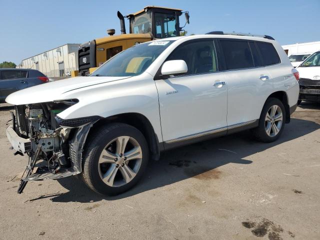 TOYOTA HIGHLANDER 2013 with VIN 5TDDK3EH7DS246817 - Photo from auction