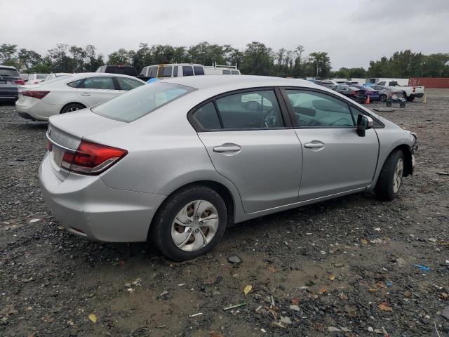 Photo 3 from auction – 2015 HONDA CIVIC LX with VIN 19XFB2F57FE041910