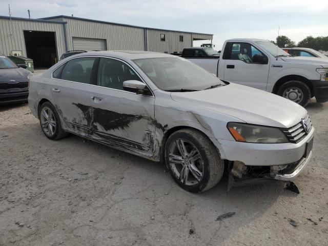 Photo 4 from auction – 2015 VOLKSWAGEN PASSAT SEL with VIN 1VWCV7A36FC063124