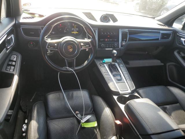 Photo 8 from auction – 2017 PORSCHE MACAN with VIN WP1AA2A56HLB83730