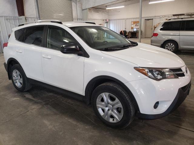 Photo 4 from auction – 2015 TOYOTA RAV4 LE with VIN JTMBFREV2FD152136