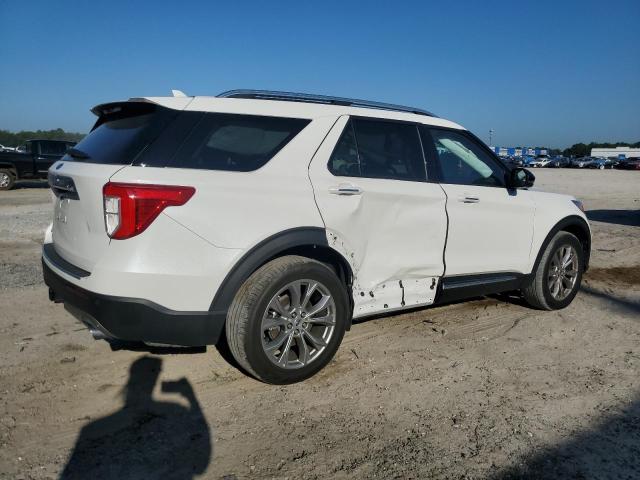 Photo 3 from auction – 2022 FORD EXPLORER L with VIN 1FMSK7FH7NGA38909