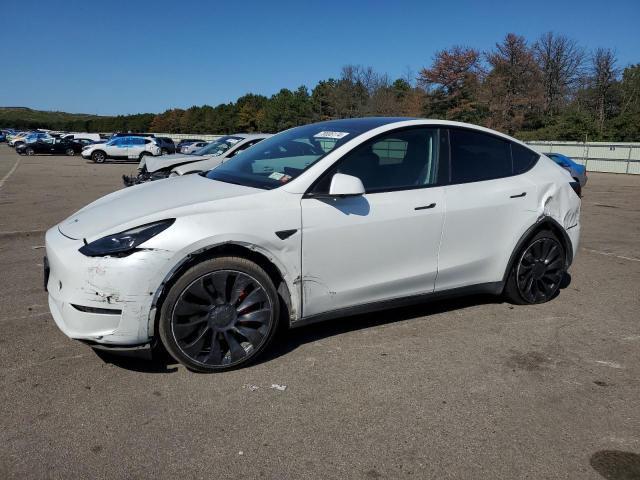 TESLA MODEL Y 2022 with VIN 7SAYGDEF3NF537332 - Photo from auction