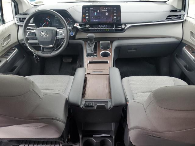 Photo 8 from auction – 2021 TOYOTA SIENNA with VIN 5TDKRKEC4MS047399