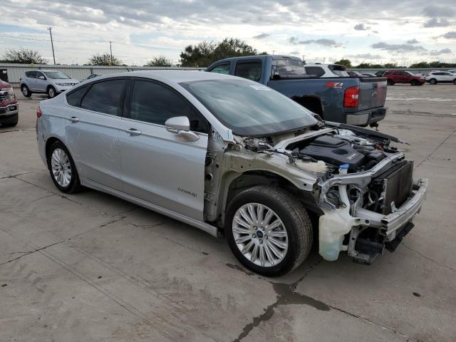 Photo 4 from auction – 2016 FORD FUSION SE with VIN 3FA6P0LU6GR188088