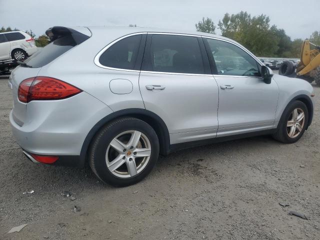 Photo 3 from auction – 2012 PORSCHE CAYENNE S with VIN WP1AE2A28CLA93630